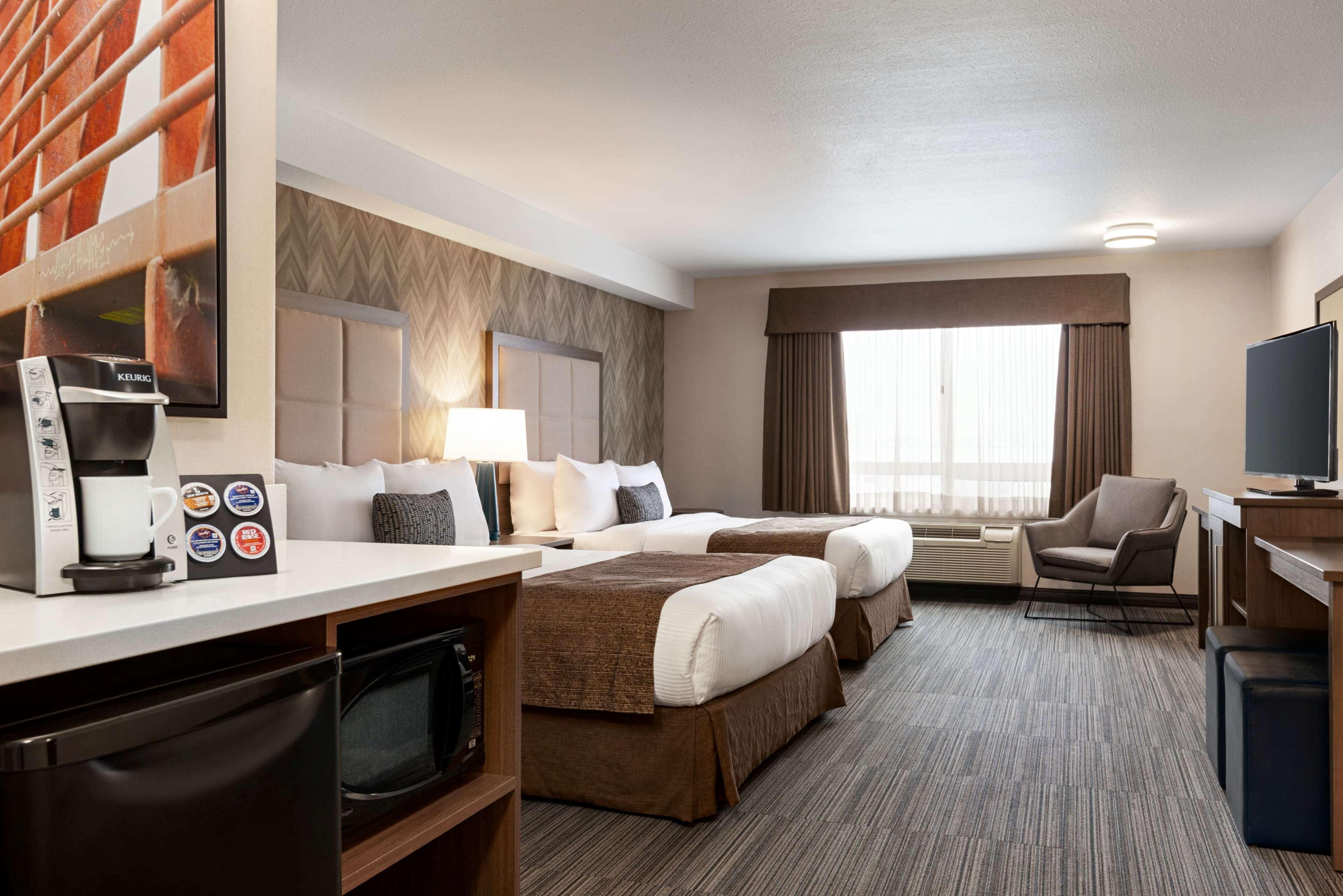 Canalta 3* Airdrie