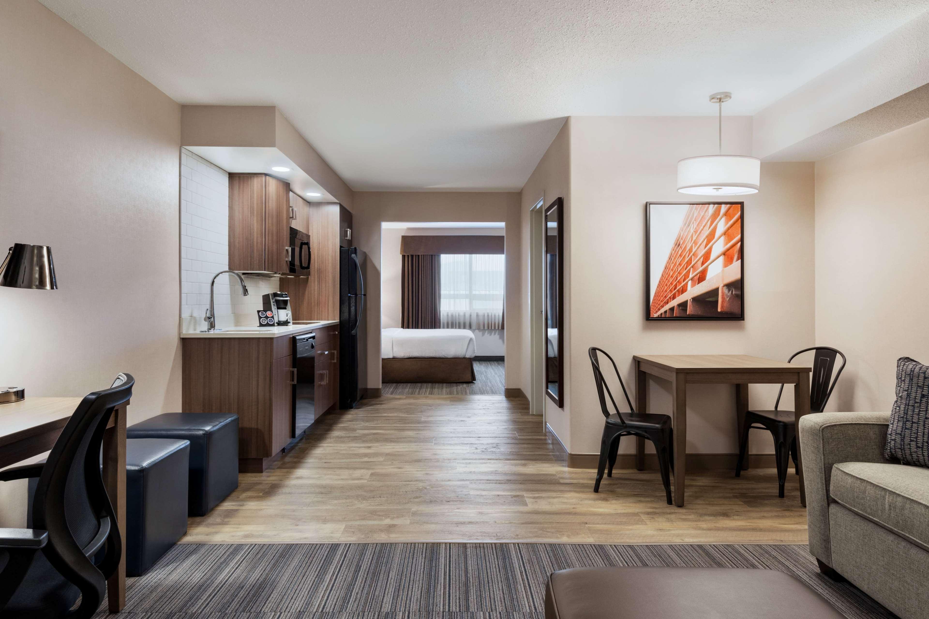 Canalta Airdrie